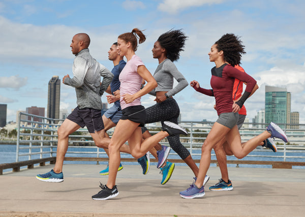 Hoka One One : le maximalisme, meta-rocker et plus!