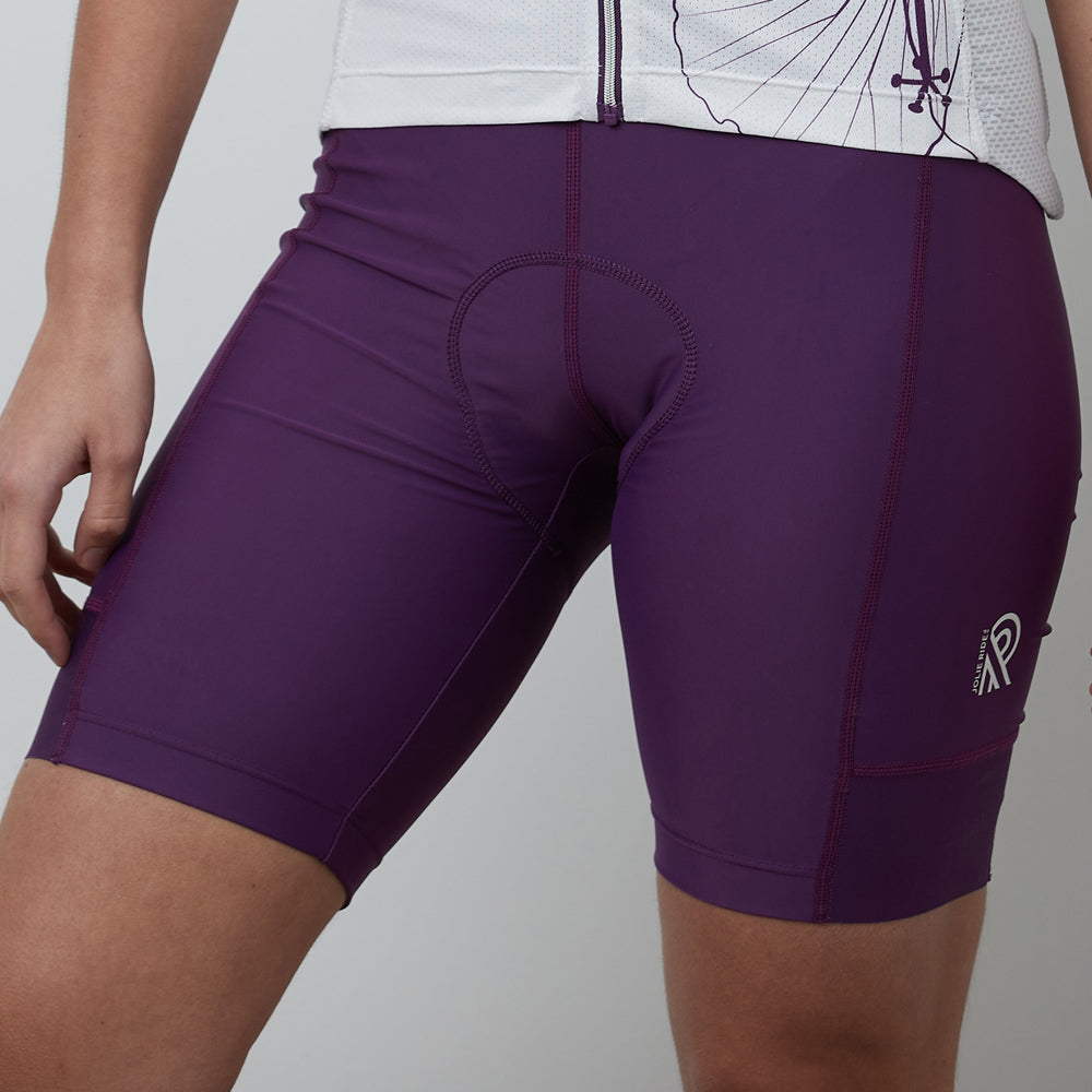 JR609 PURPLE cuissard de vélo jolie ride mauve de 20cm de long avec logo sur la cuisse gauche vue de face